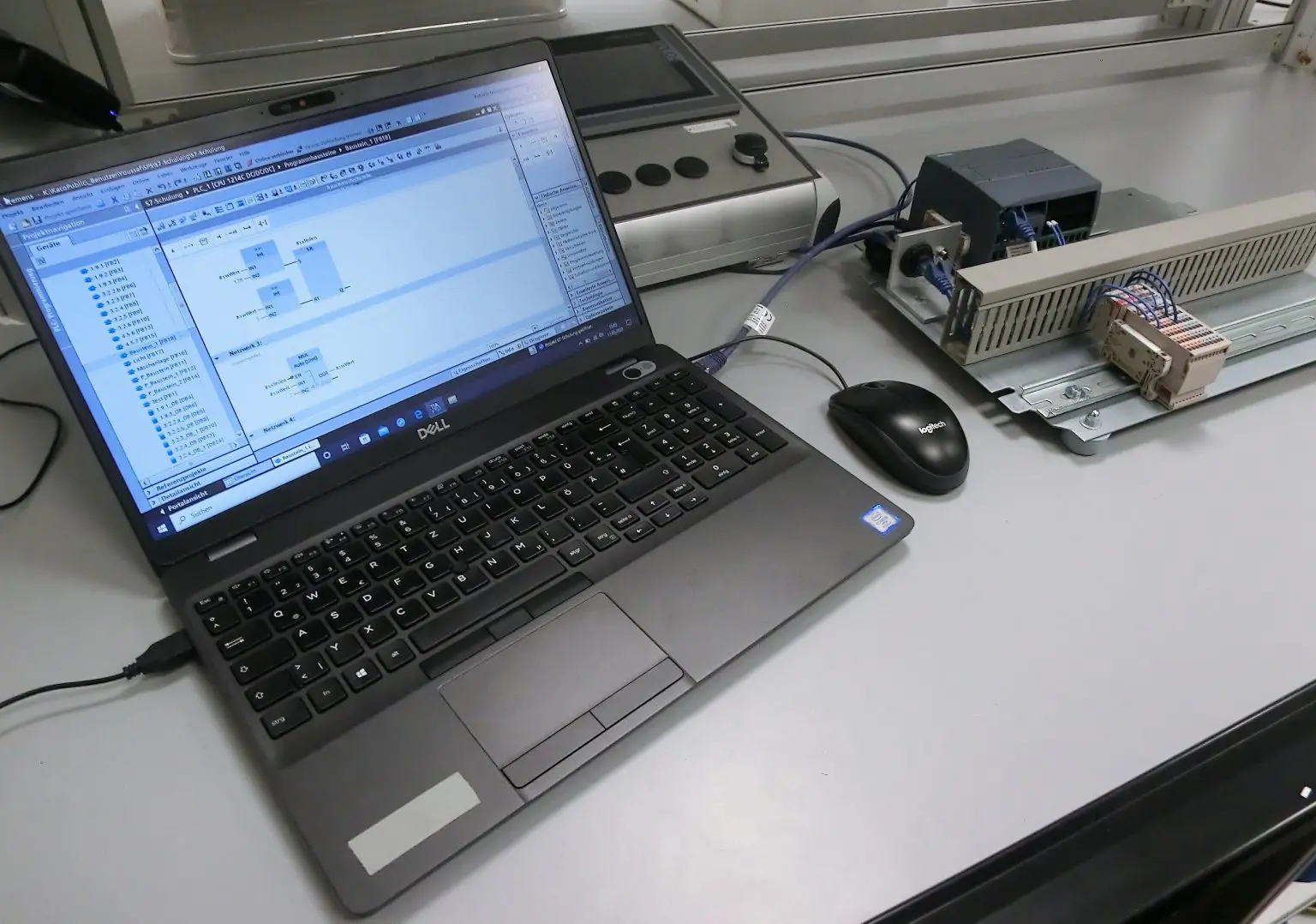 Zwischenprüfung und Prüfungsvorbereitung als Elektroniker für Betriebstechnik KACO Der